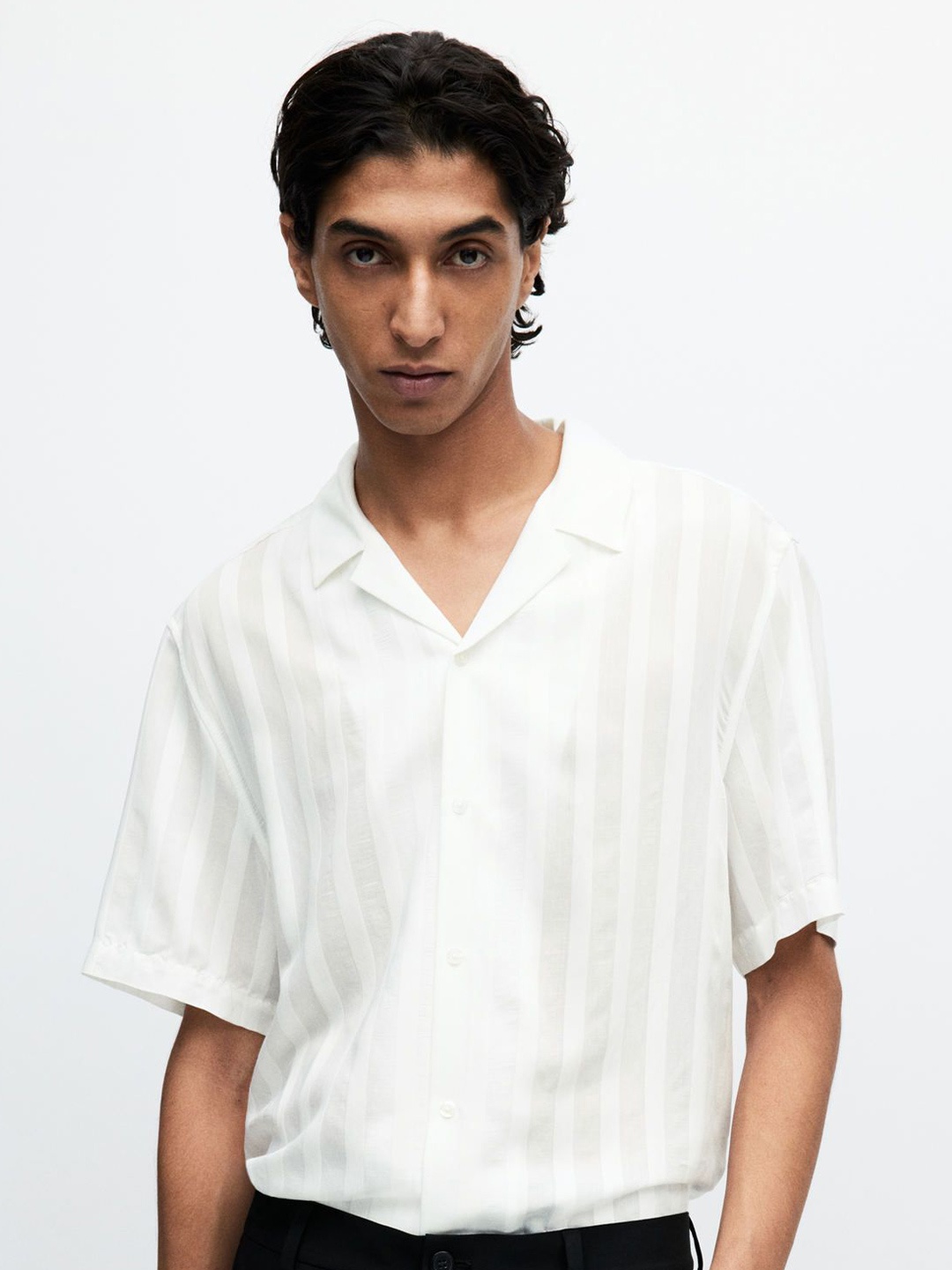 

H&M Regular Fit Textured-Weave Resort Shirt, White