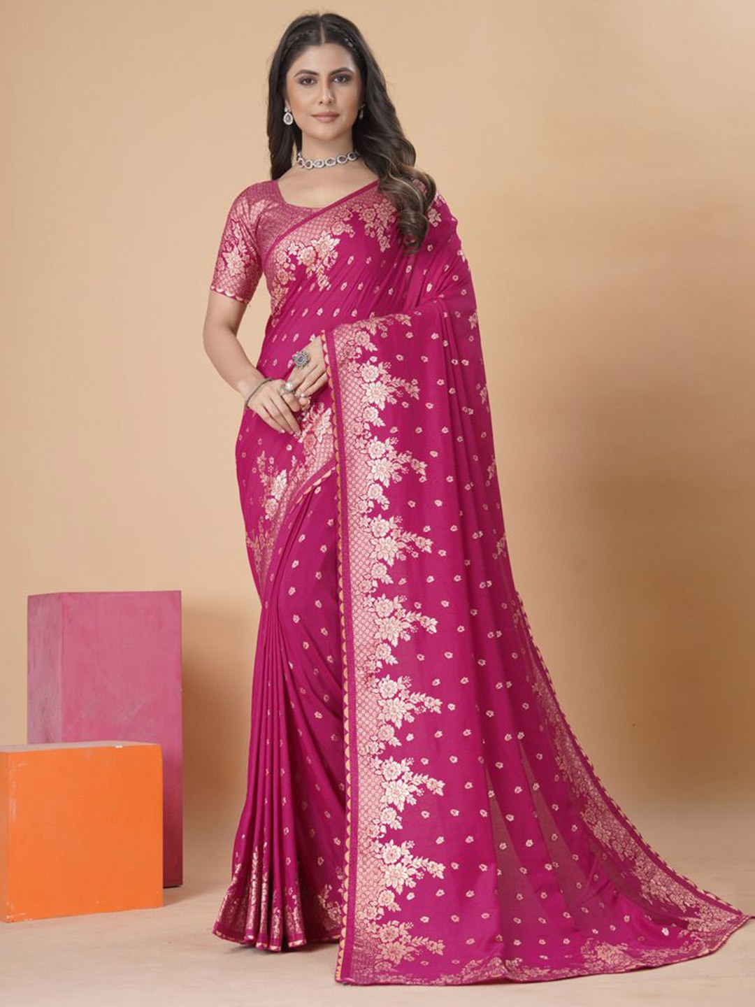 

Mangalam Fashion Diva Woven Design Banarasi Saree, Pink
