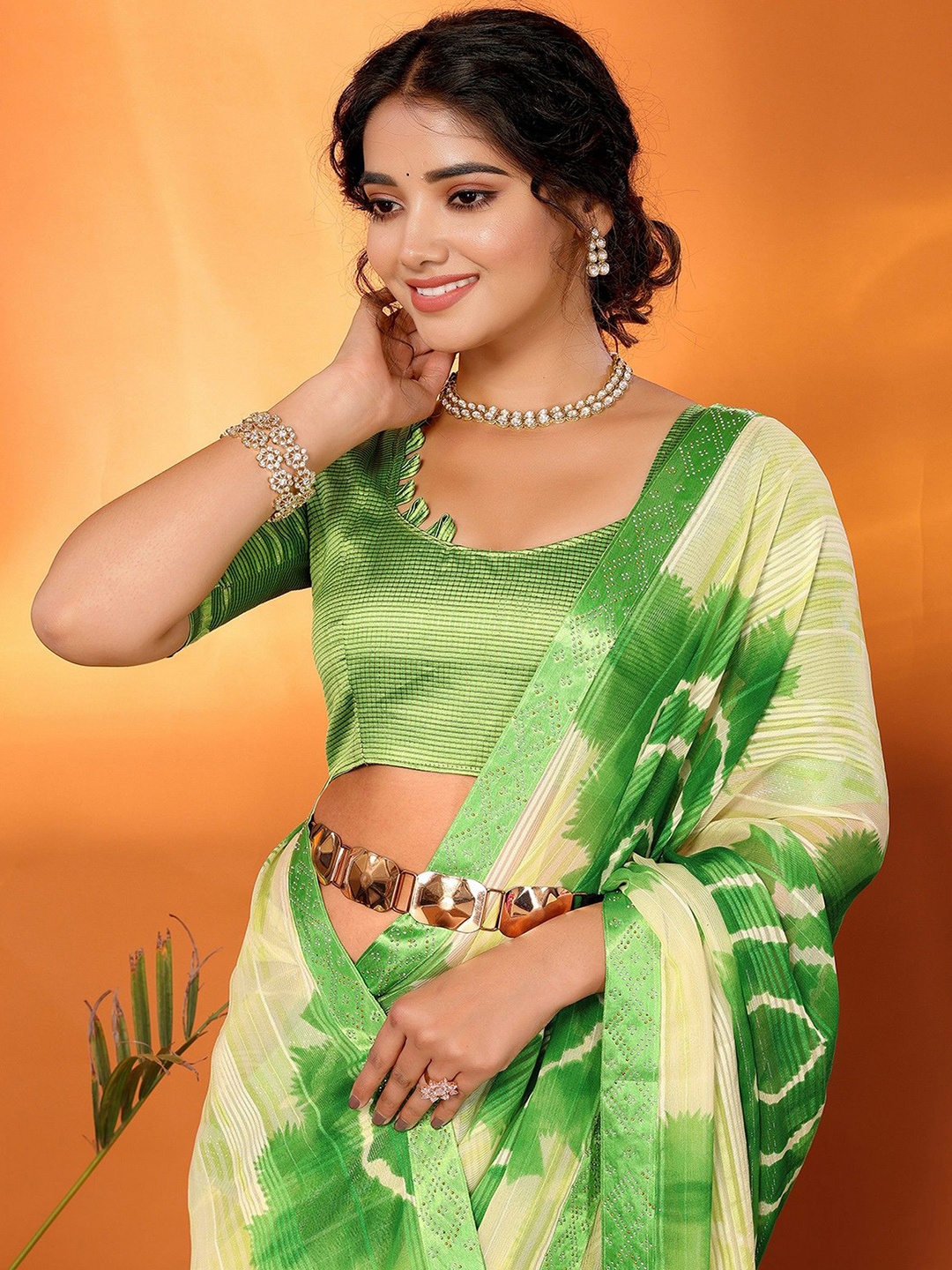 

KALINI Printed Beads and Stones Saree, Green