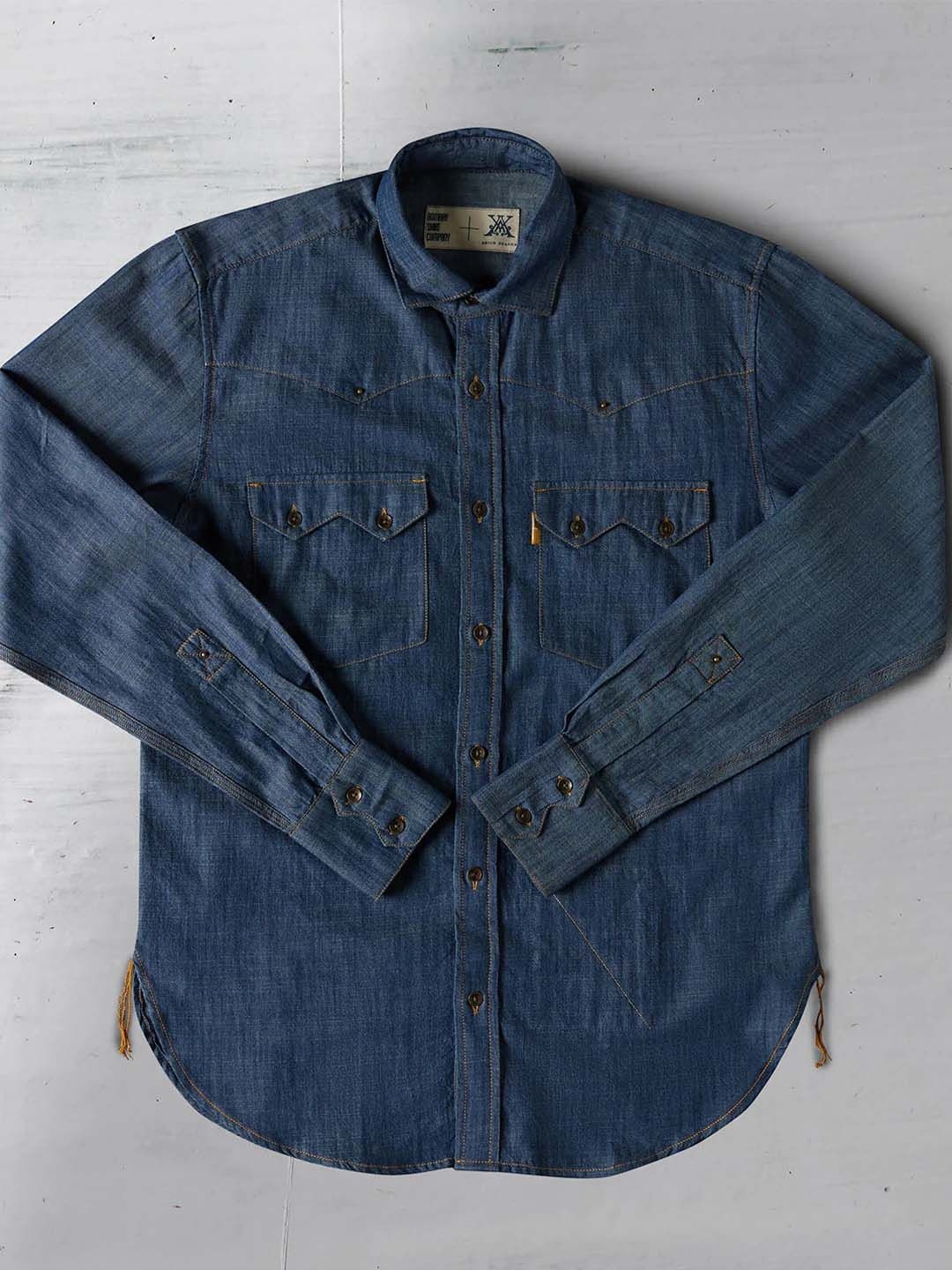 

Bombay Shirt Company Men Relaxed Fit Spread Collar Faded Cotton Casual Shirt, Blue