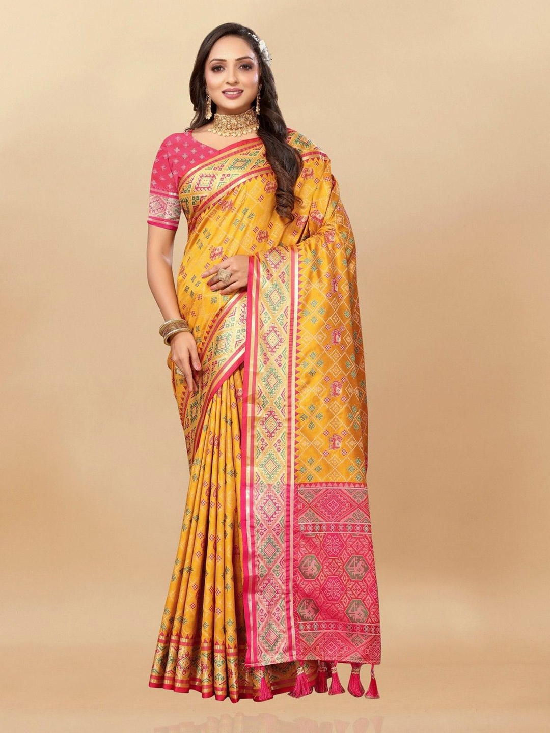 

VARNI FABRICS Woven Design Pure Silk Banarasi Saree, Yellow
