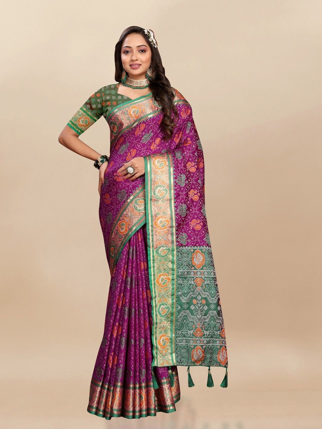 

VARNI FABRICS Woven Design Pure Silk Banarasi Saree, Purple