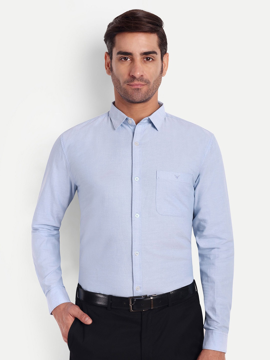 

SUI DHAGA Men India Slim Spread Collar Solid Cotton Formal Shirt, Blue