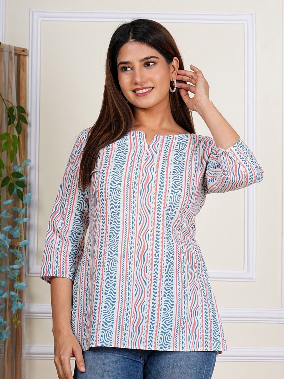 

MALANDRO Women Cotton Printed Top, White