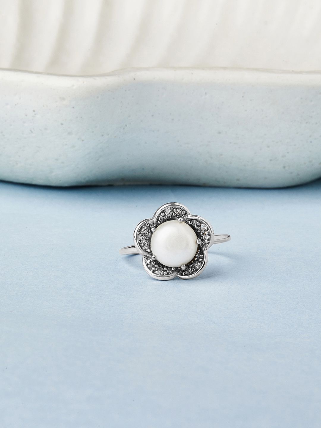 

Mia by Tanishq Glided Blossom 92.5 Sterling Silver Pearl Studded Finger Ring