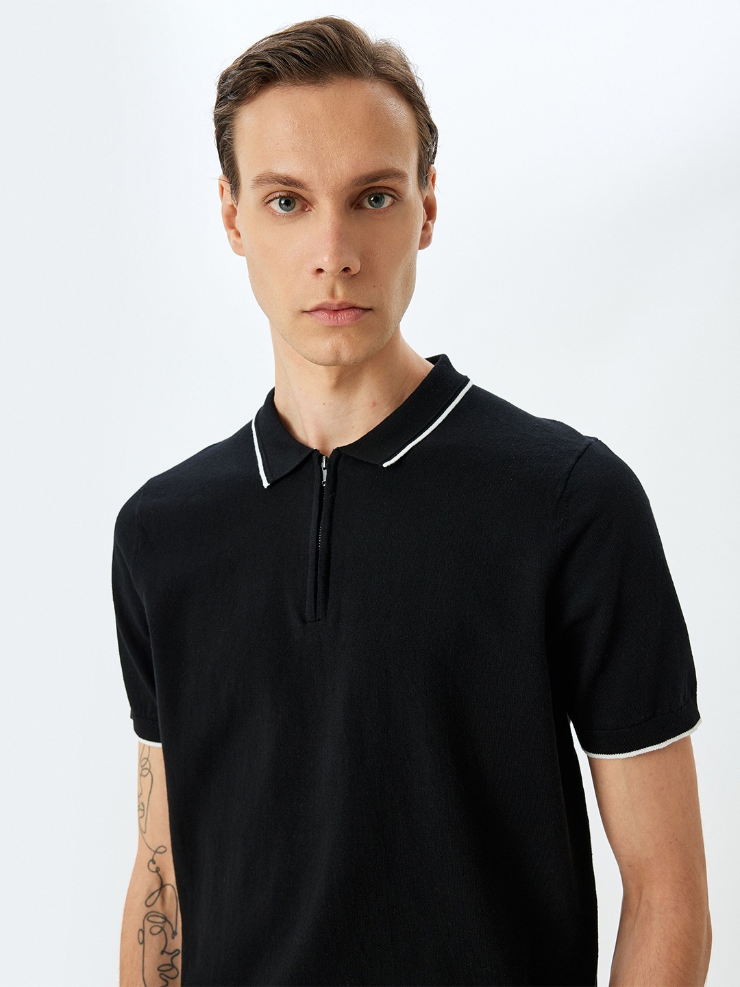 Koton Men Cotton Short Sleeves Pullover, Black