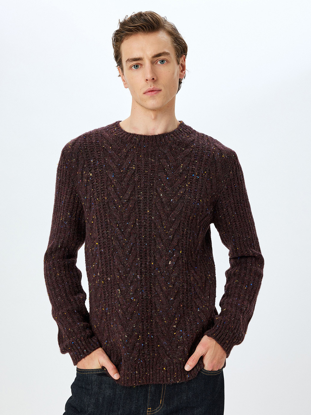 

Koton Men Cable Knit Pullover, Maroon