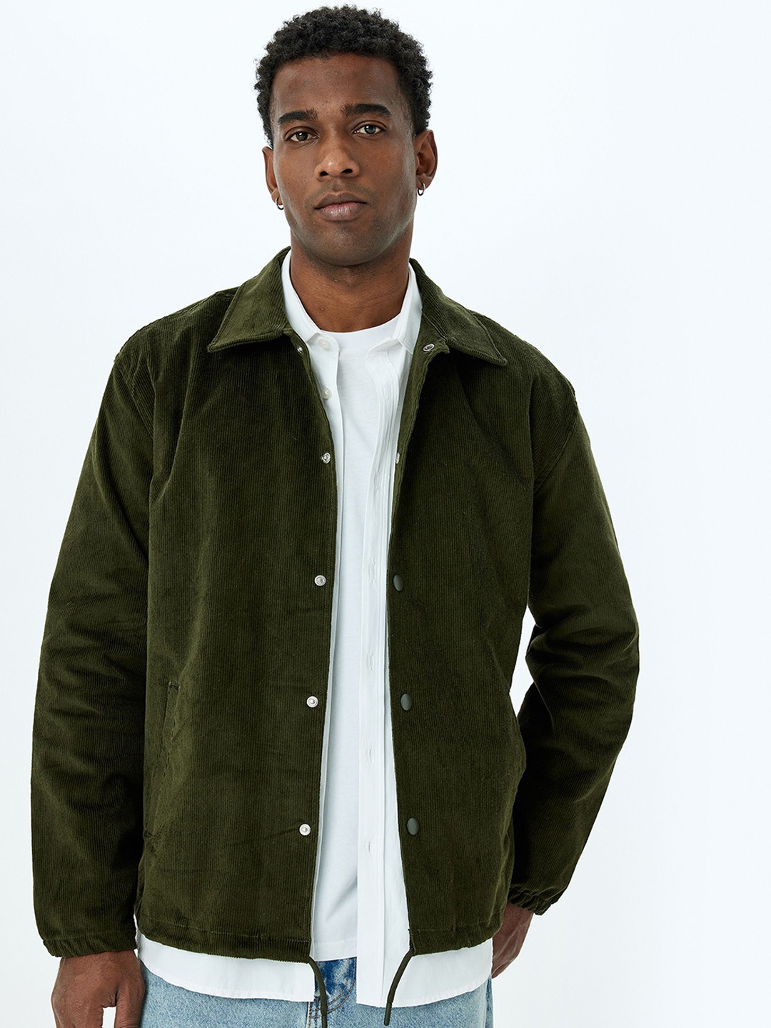 

Koton Men Solid Spread Collar Shackets, Khaki