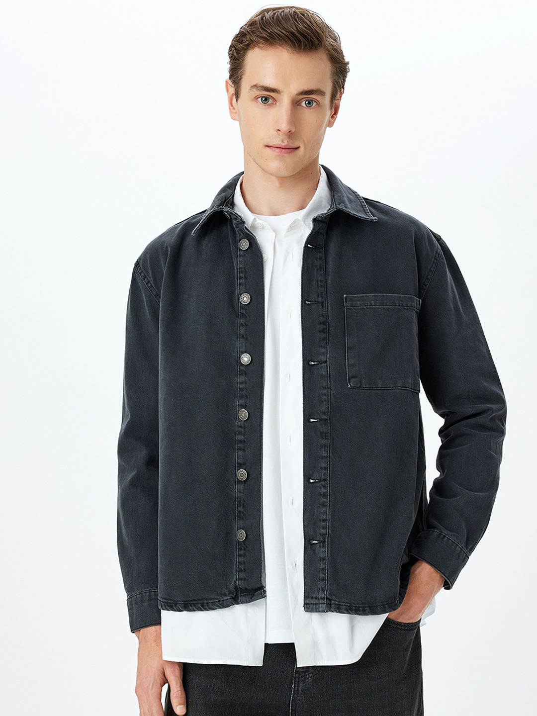Koton Men Washed Solid Spread Collar Pure Cotton Shackets, Black