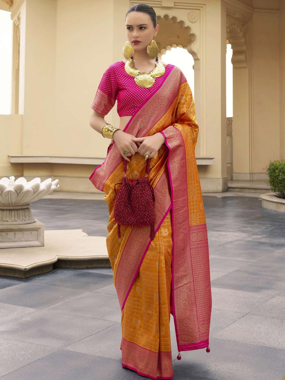 

MAHALASA Ethnic Motifs Zari Pure Silk Handloom Kanjeevaram Saree, Yellow