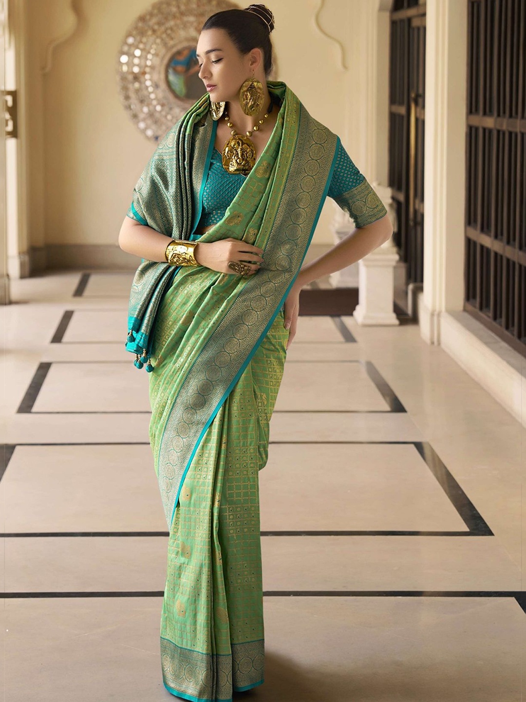 

MAHALASA Ethnic Motifs Zari Pure Silk Kanjeevaram Saree, Green