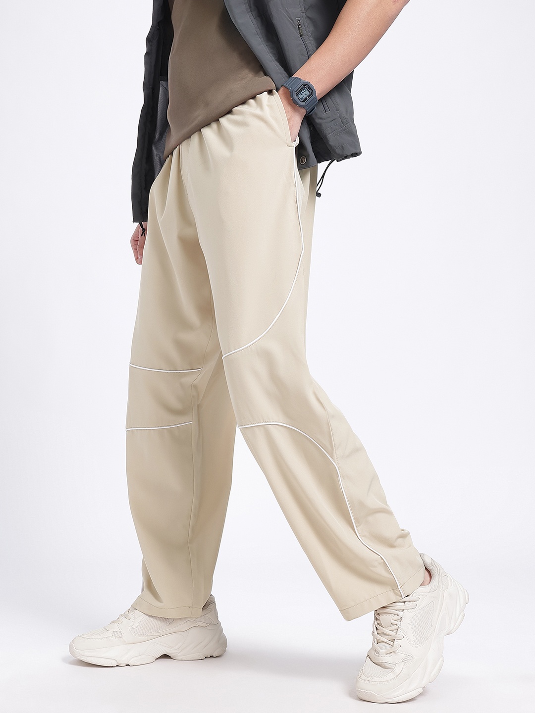 

glitchez Men Casual Constructs Contrast Piping Relaxed Fit Trousers, Beige
