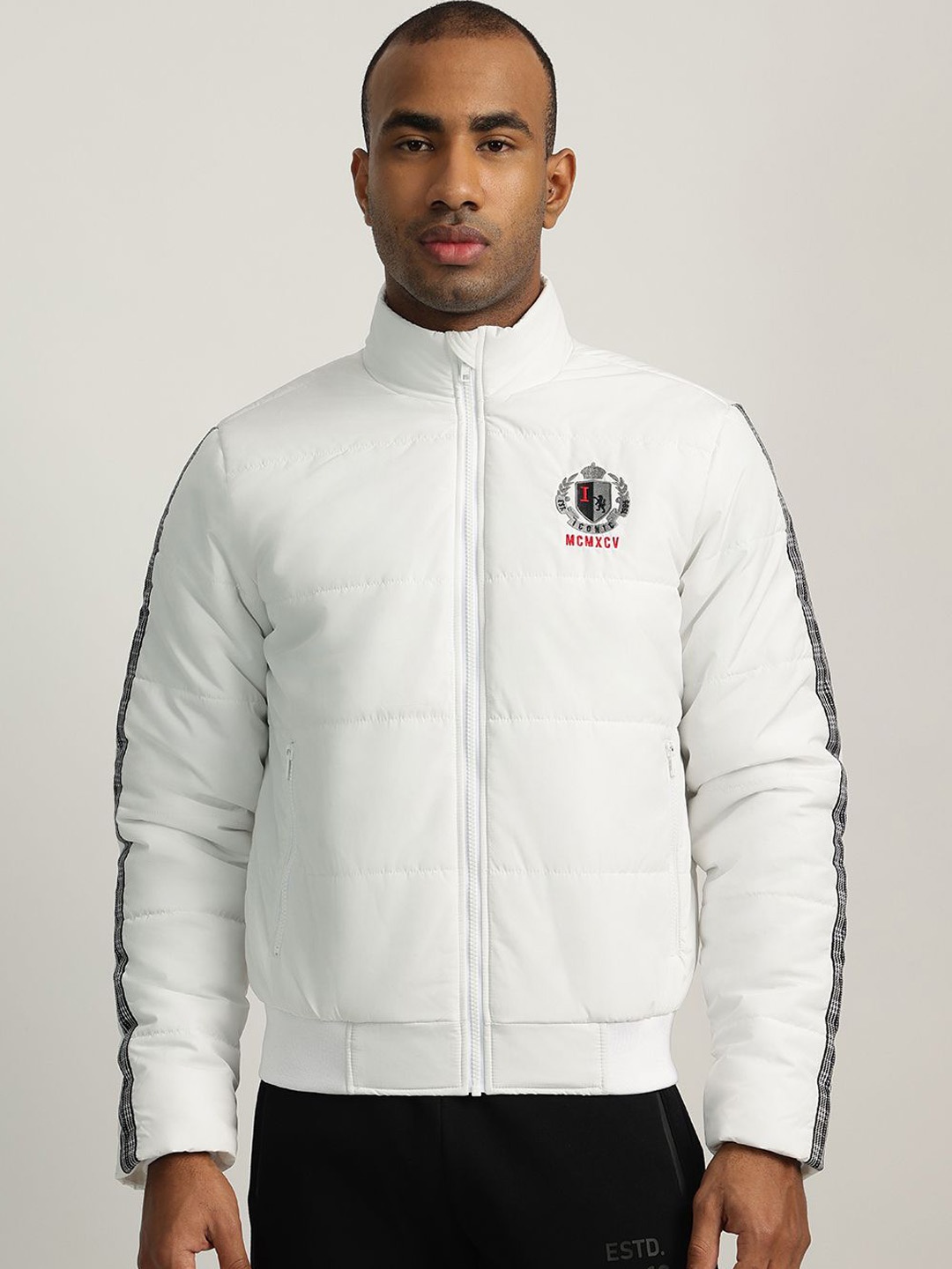 

Iconic Men Mock Collar Striped Casual Puffer Jacket, White