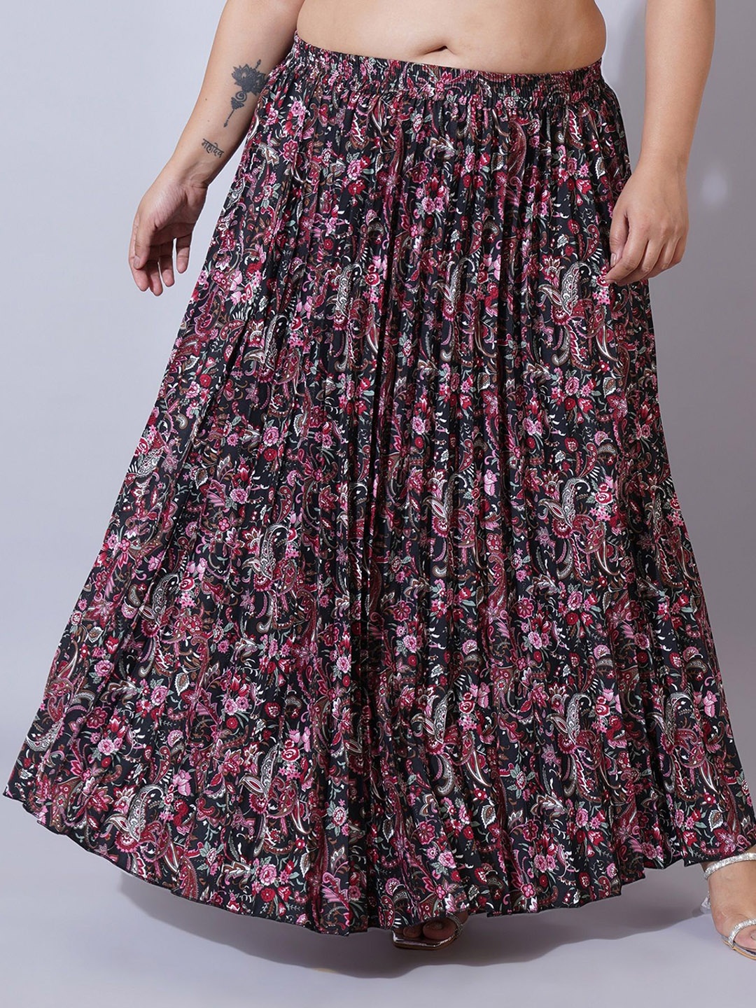 

U&F Beyond Women Plus Size Floral Printed Flared Maxi Skirts, Black