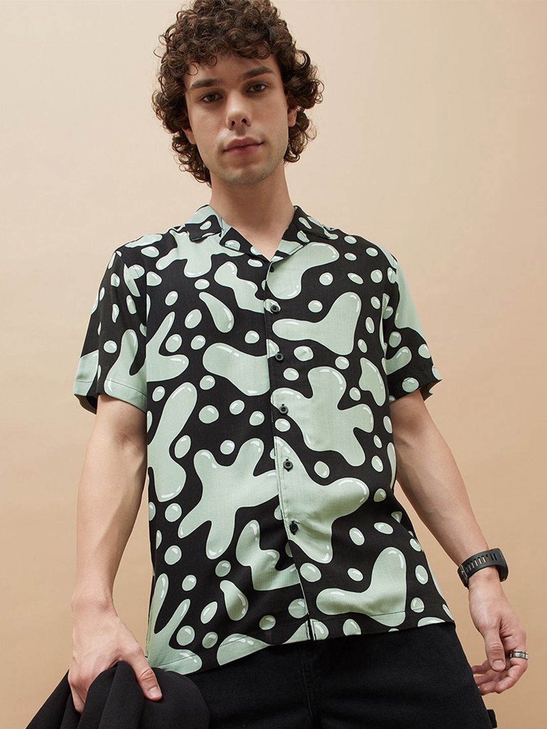 

Fame Forever by Lifestyle Men Cuban Collar Abstract Printed Casual Shirt, Black