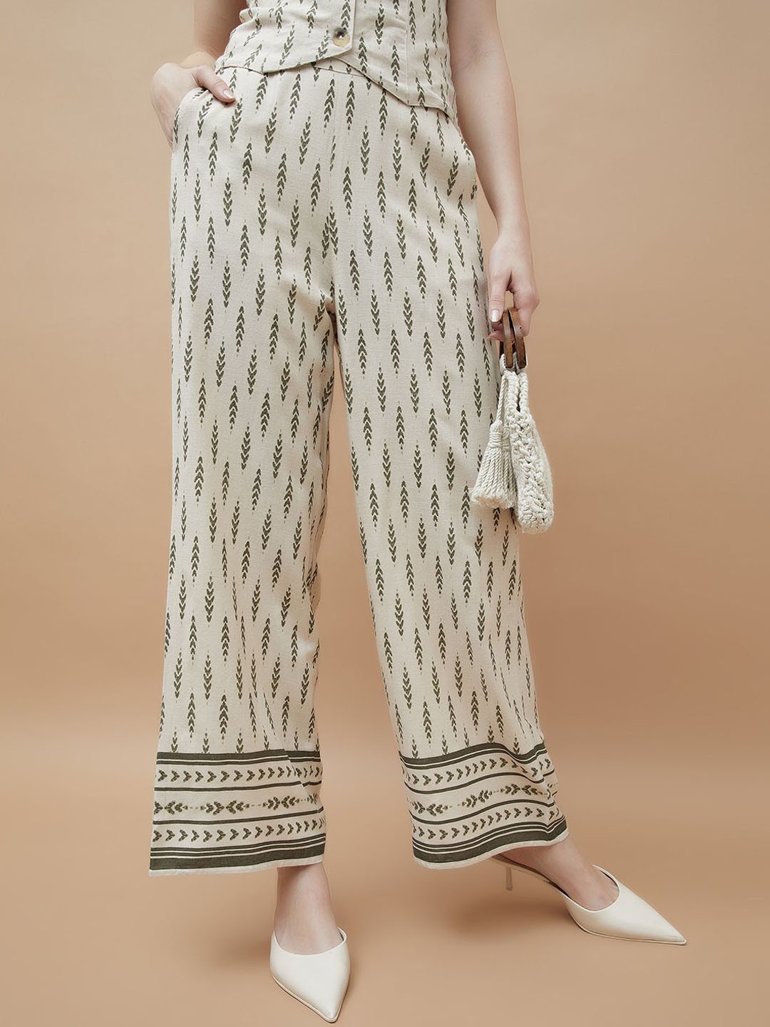 

Fame Forever by Lifestyle Women Printed Trousers, Beige