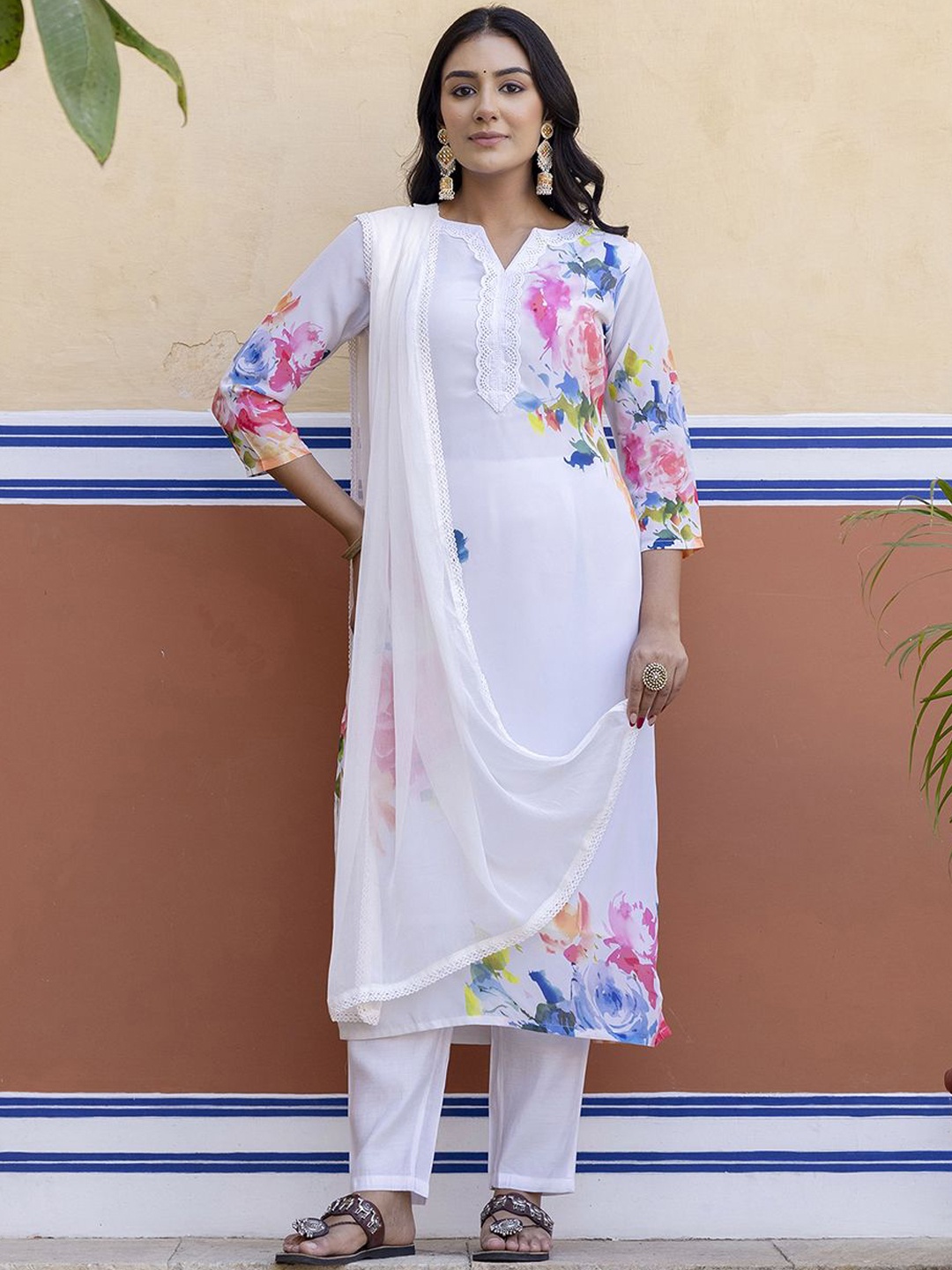 

Navlik Floral Printed Straight Kurta with Trousers & Dupatta, White