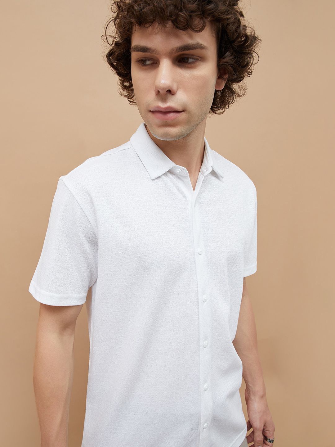 Forca Men Cutaway Collar Textured Cotton Casual Shirt, White