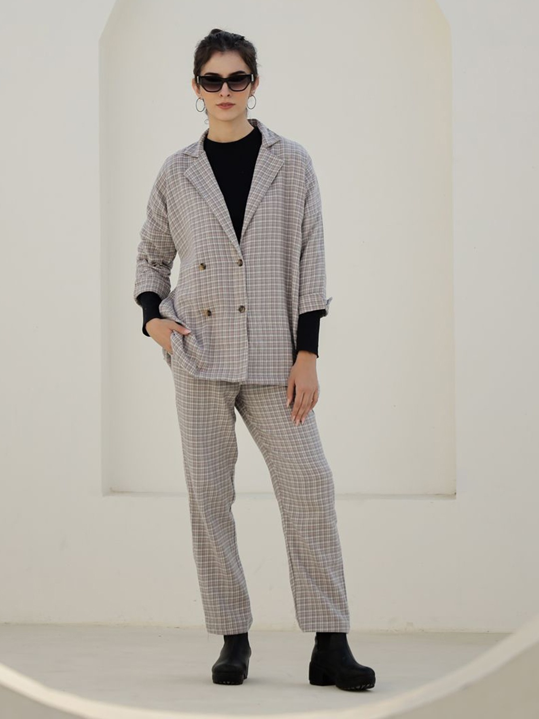 SANSKRUTIHOMES Checked Lapel Collar Pure Cotton Blazer With Trouser, Grey