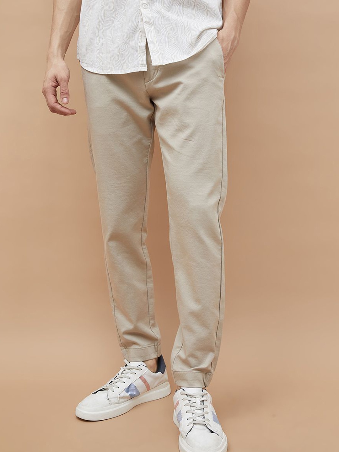 

CODE by Lifestyle Men Tapered Fit Chinos Trousers, Beige
