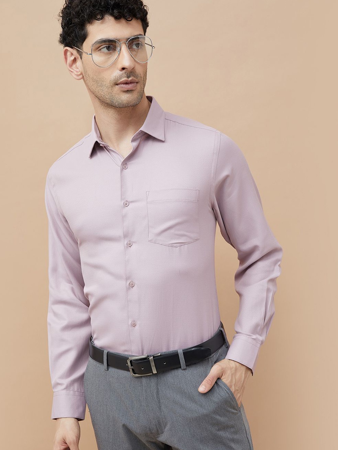 

CODE by Lifestyle Men Spread Collar Solid Cotton Formal Shirt, Lavender