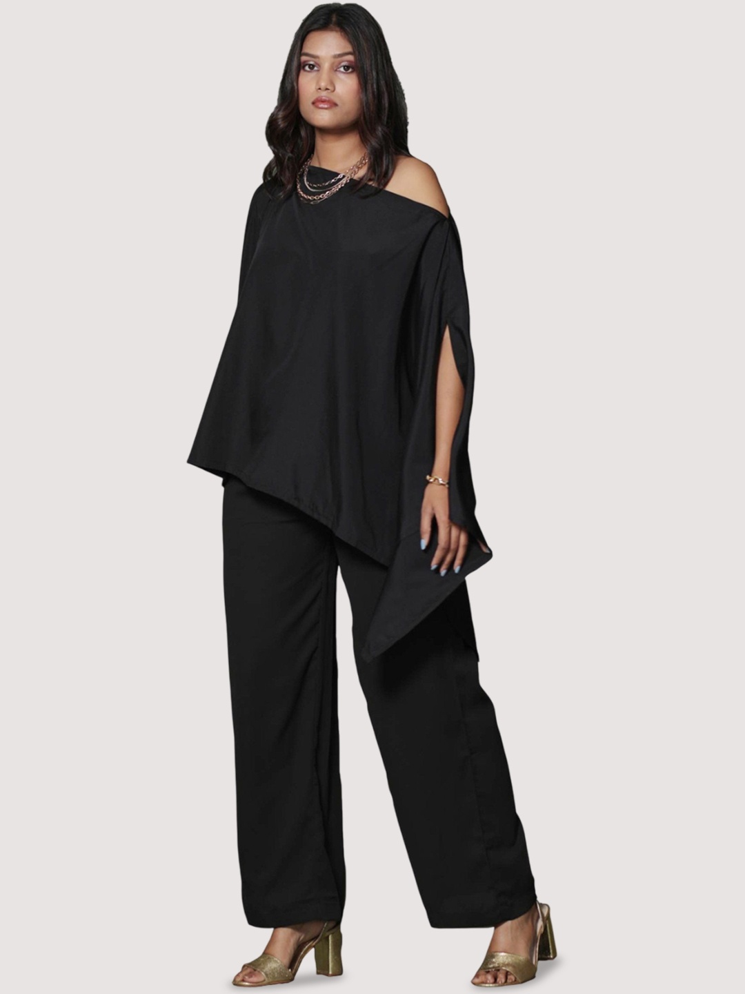 

DressBerry Black One Shoulder Neck Long Sleeves Top With Palazzo