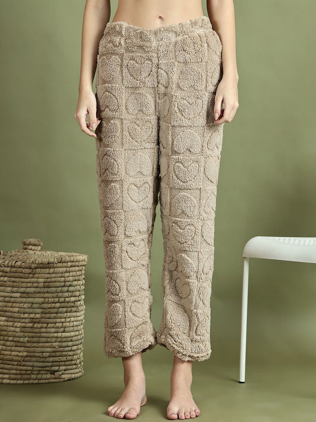 

TAG 7 Women Mid-Rise Self Design Lounge Pants, Beige