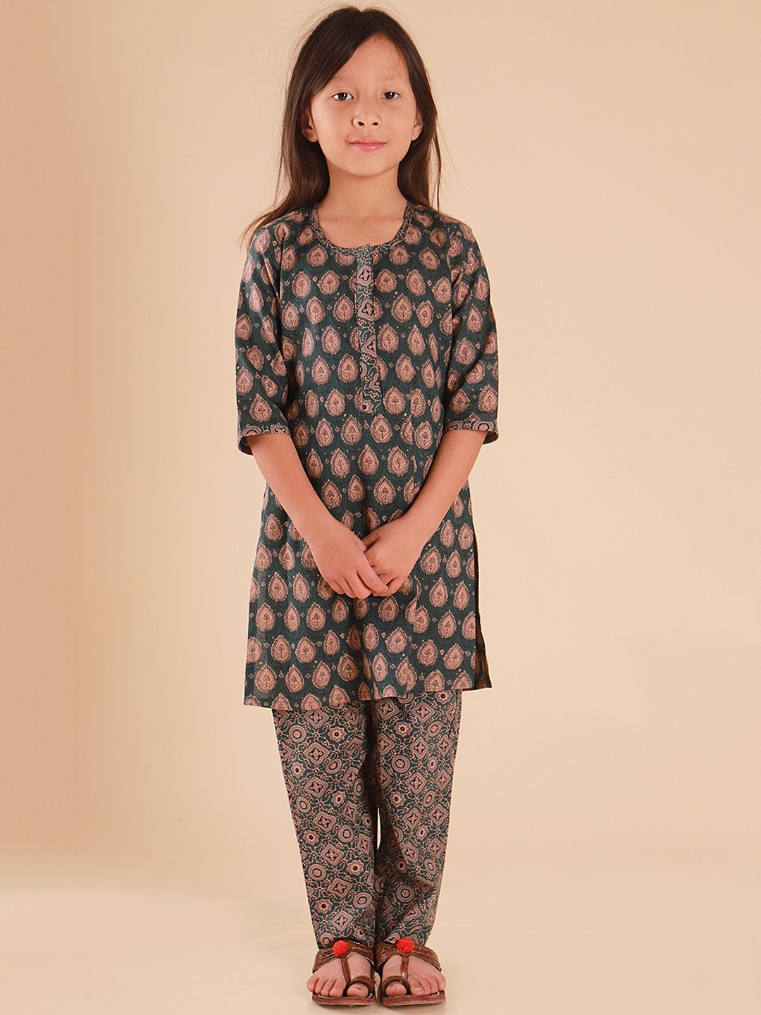Sangria Girls Ethnic Motifs Printed Pure Cotton Kurta with Trouser, Green