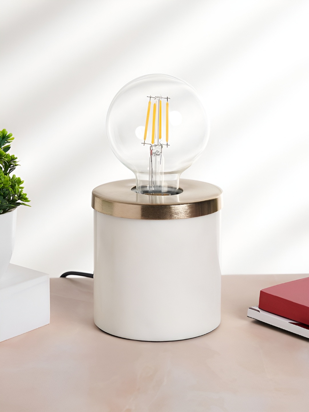 

Living scapes by Pantaloons White Cotton Cylindrical Shaped Table Lamp