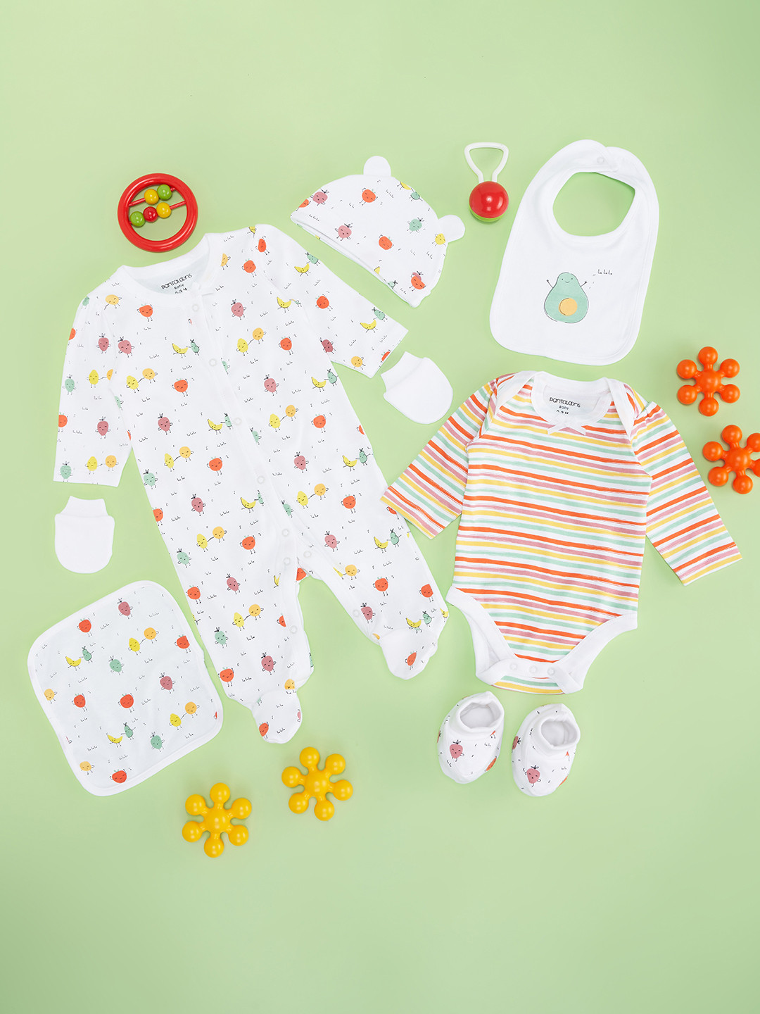 

Pantaloons Baby Set Of 7 Printed Cotton Baby Apparel Gift Set, White