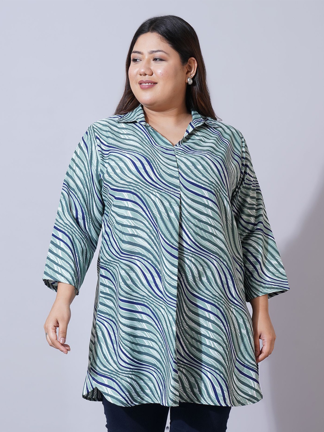 

U&F Beyond Women Animal Printed Shirt Style Longline Top, Blue
