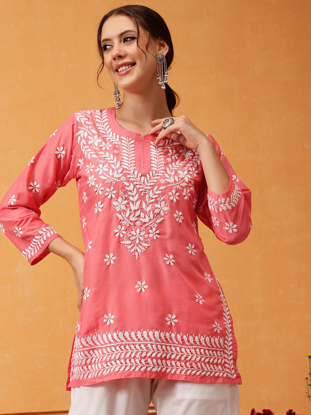 

ADA Women Ethnic Motifs Embroidered Thread Work Thread Work Kurti, Pink