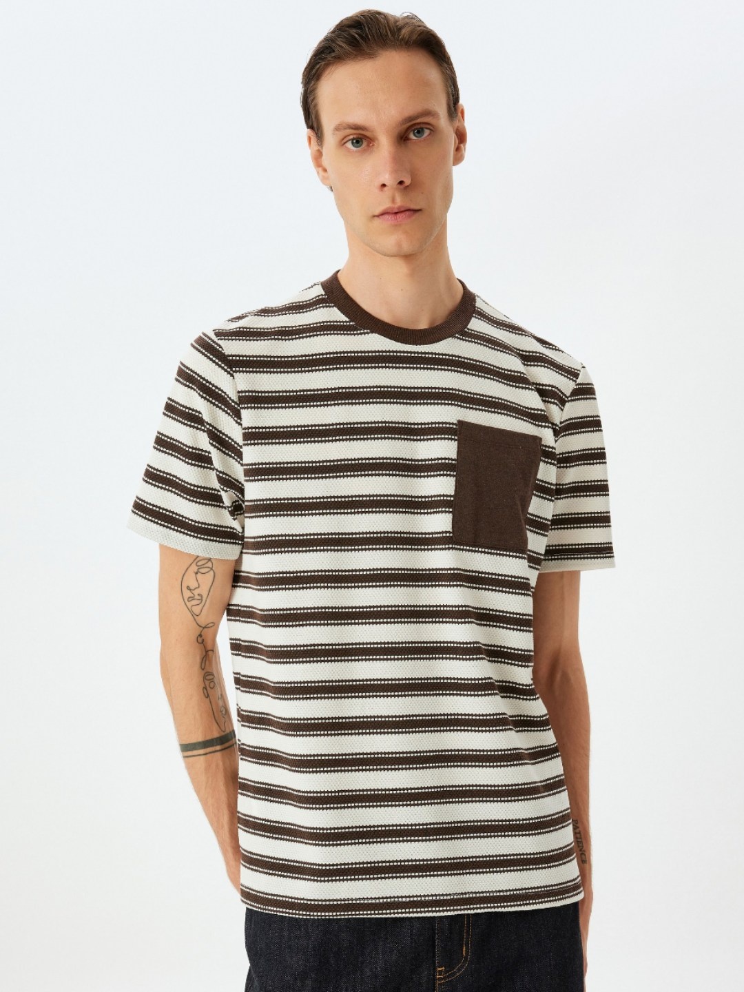 

Koton Men Striped Round Neck T-shirt, Brown