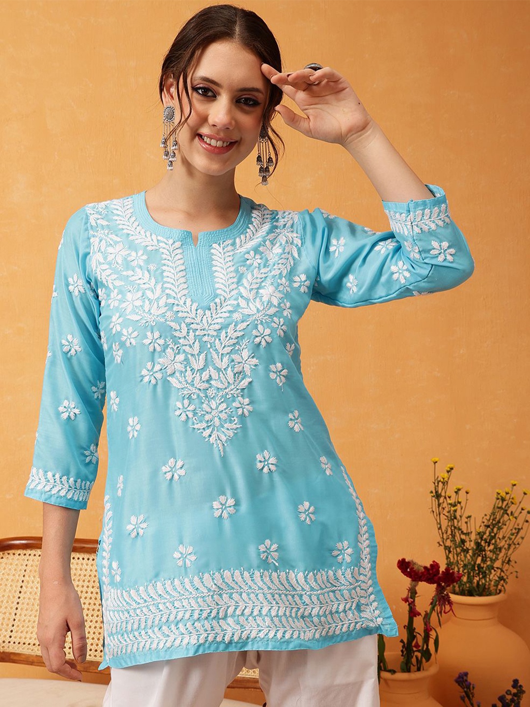 

ADA Women Ethnic Motifs Embroidered Chikankari Chikankari Kurti, Blue