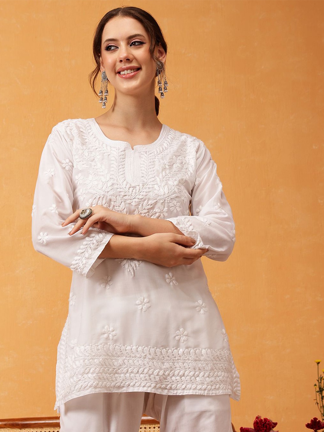 

ADA Women Ethnic Motifs Embroidered Thread Work Thread Work Kurti, White