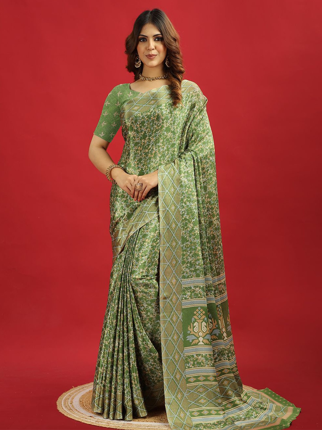 

A.V.M Prints Printed Pure Crepe Saree, Green