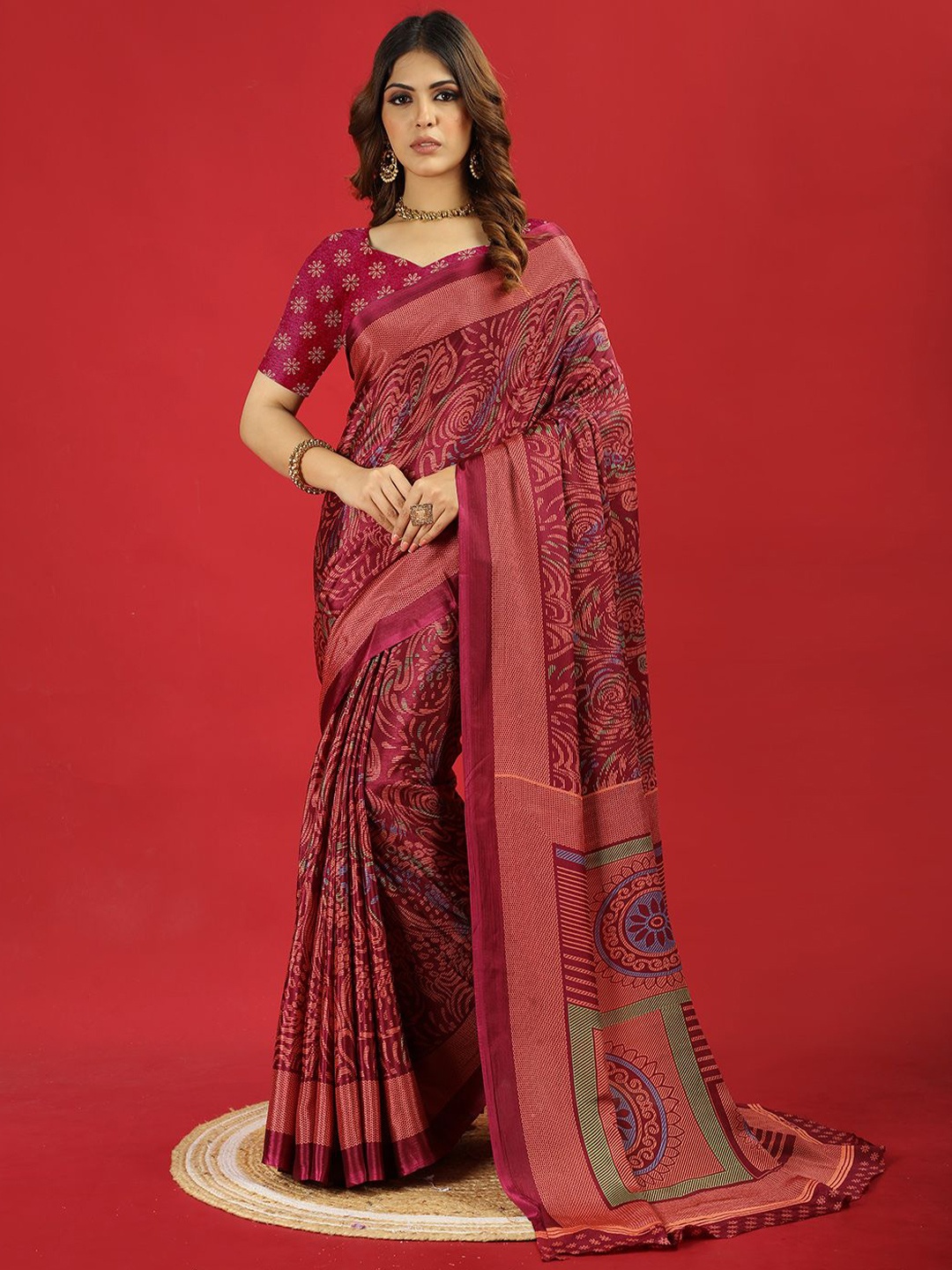 

A.V.M Prints Floral Pure Crepe Saree, Maroon