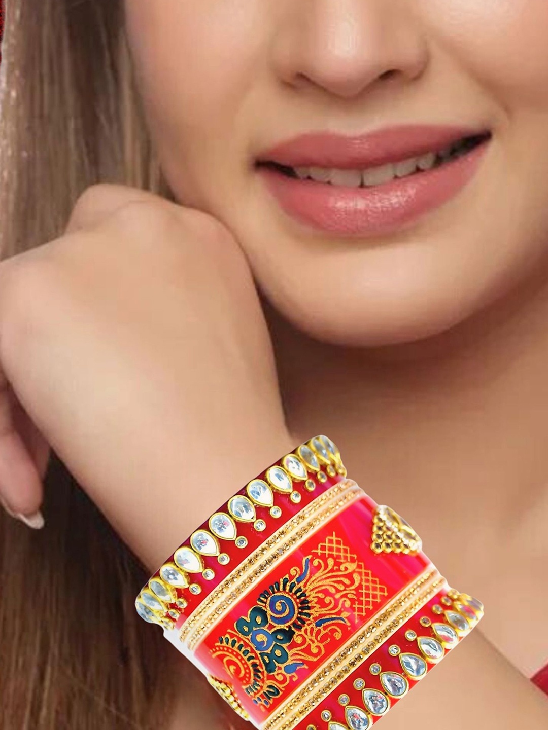 

Align Set Of 2 Gold-Plated AD Studded & Beaded Chuda Bangles