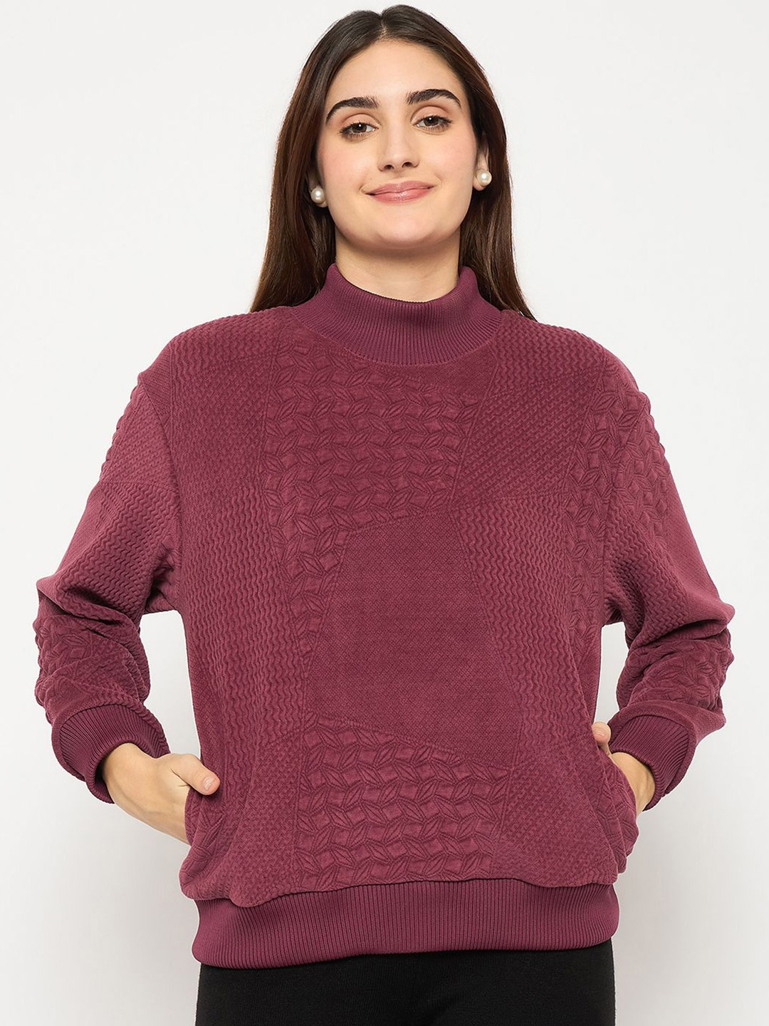 

Madame Top, Maroon