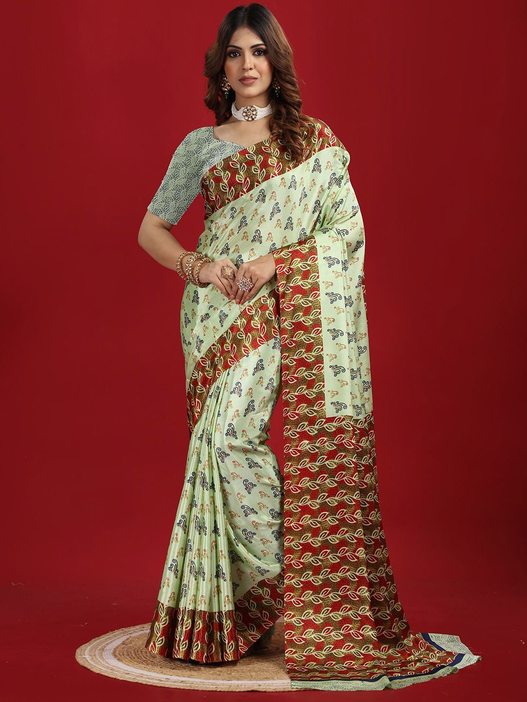 

NIRMAL CREATION Floral Printed Pure Crepe Saree, Green