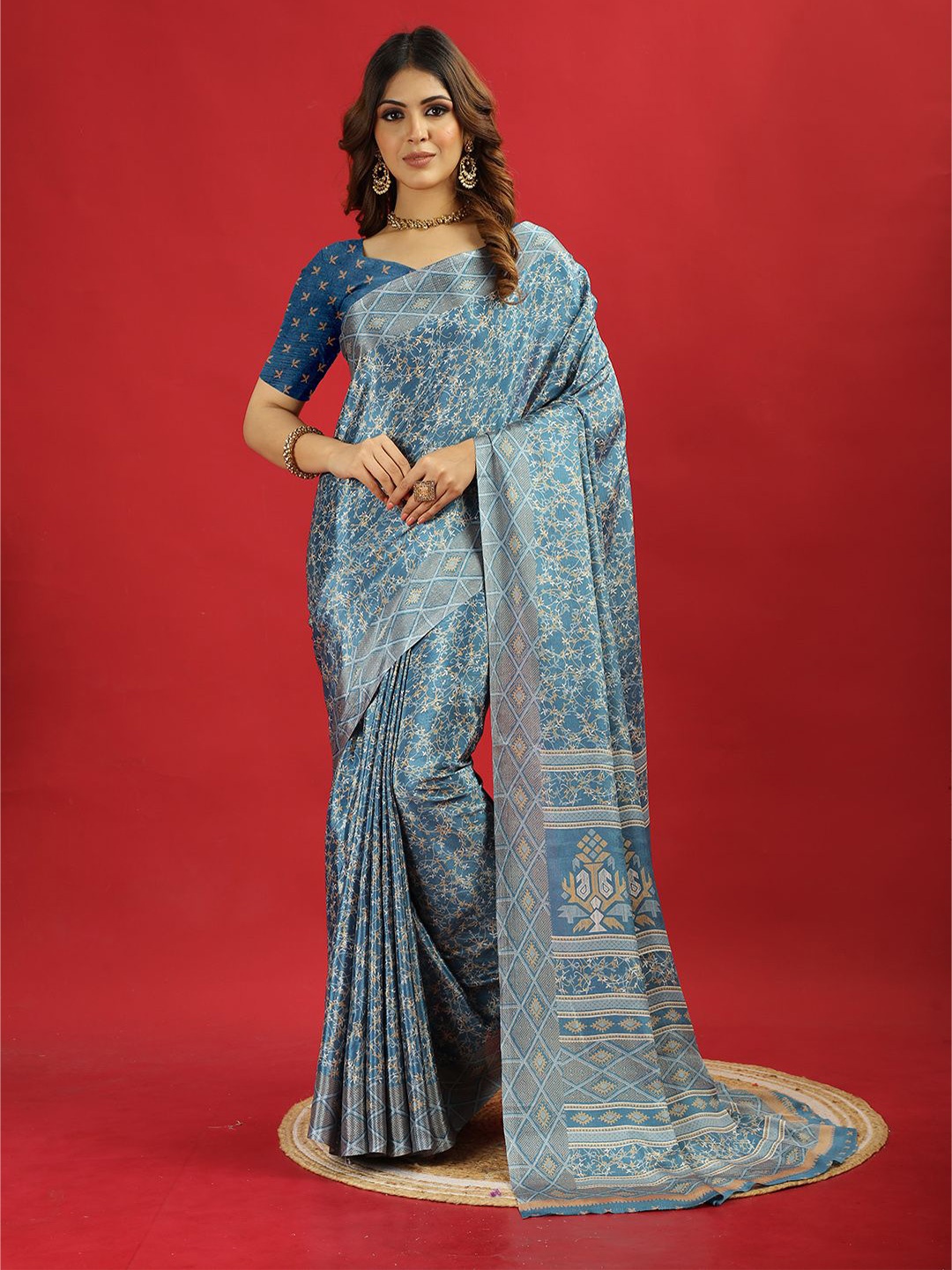 

NIRMAL CREATION Floral Pure Crepe Saree, Turquoise blue