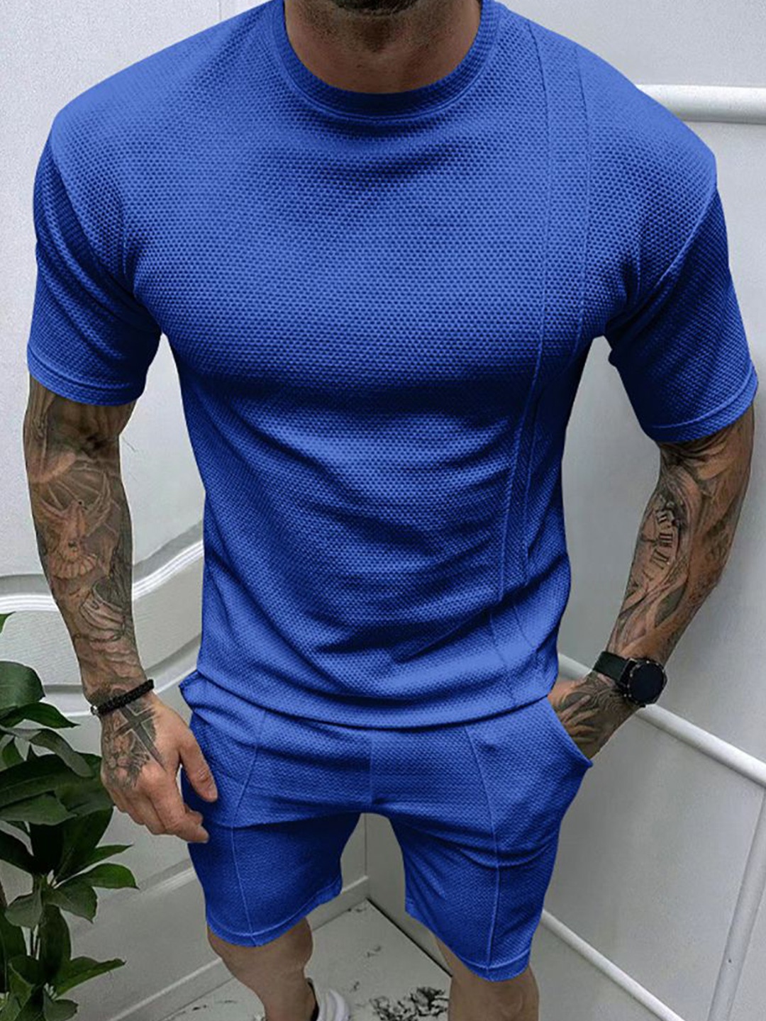 

StyleCast x Revolte Round Neck Short Sleeves T-Shirt With Shorts, Blue