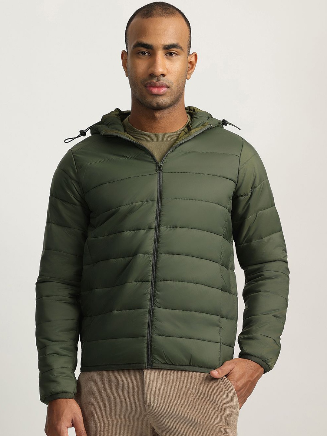 

LINDBERGH Men Solid Hooded Puffer Jacket, Green