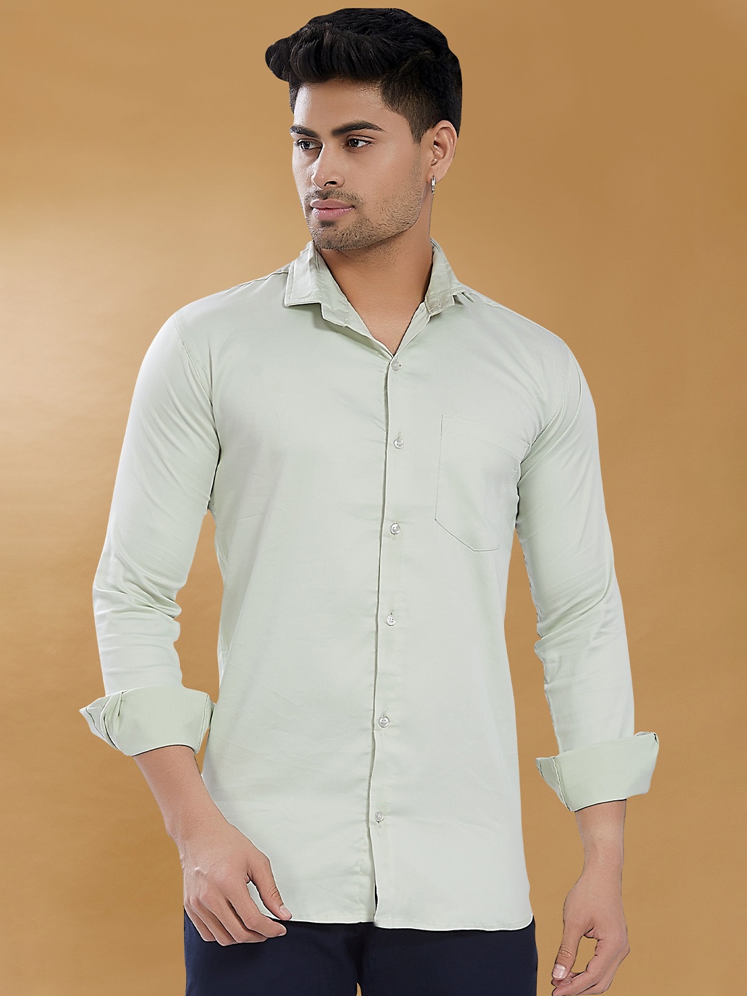 DIVISIVE Men Spread Collar Solid Casual Shirt, Green