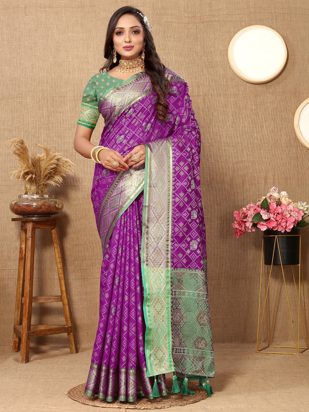 

bansari textiles Woven Design Zari Kanjeevaram Saree, Purple