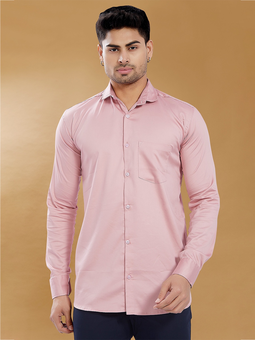 

DIVISIVE Men Spread Collar Solid Casual Shirt, Pink