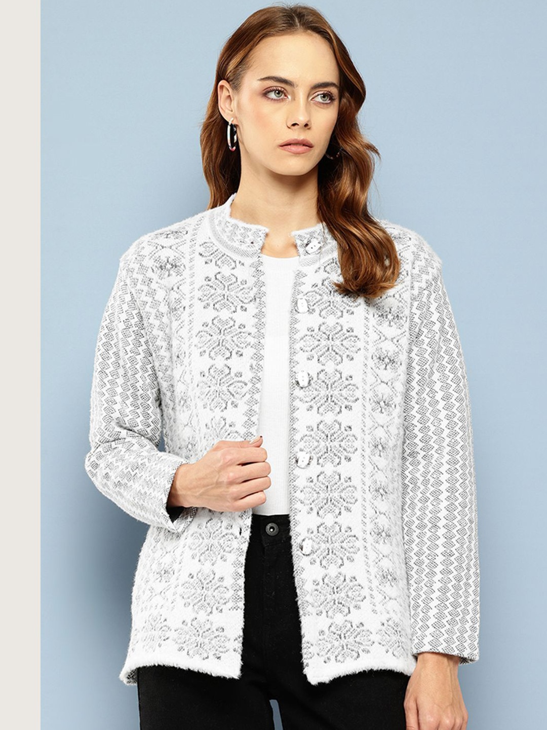 

The Roadster Lifestyle Co Women Long Sleeves Cardigan Sweater, Grey