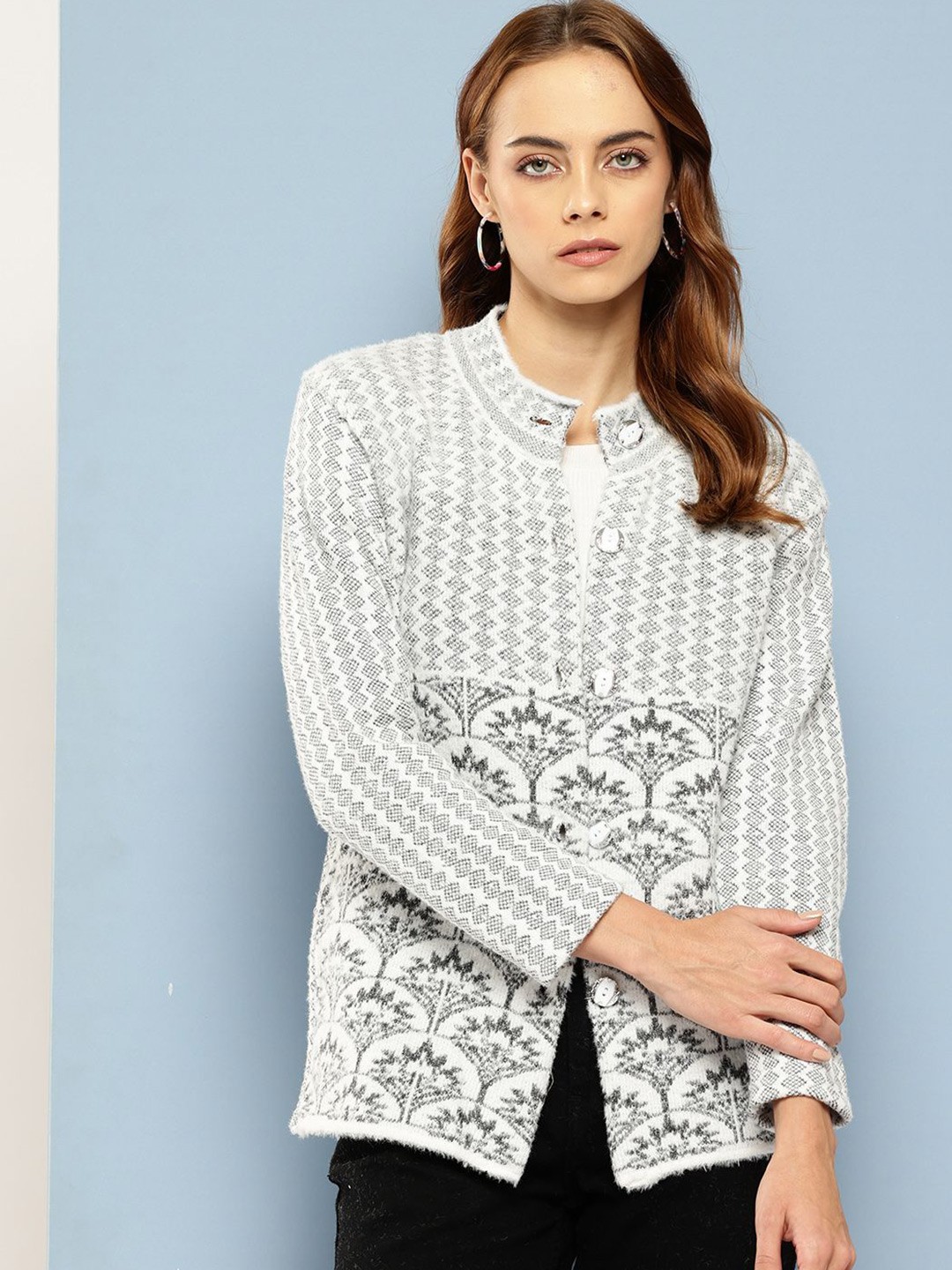 

The Roadster Lifestyle Co Women Floral Woolen Long Sleeve Cardigan, Grey