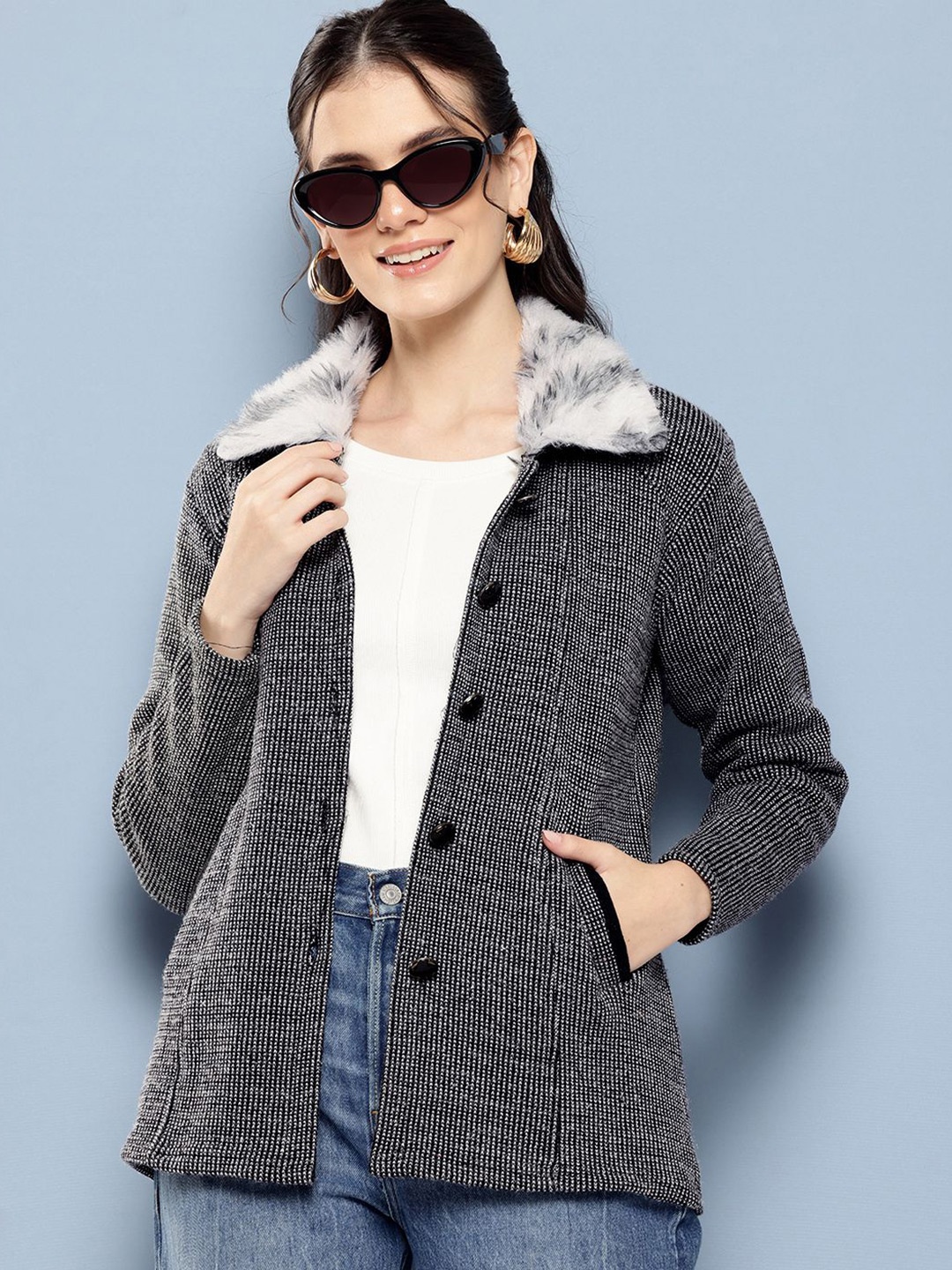 

The Roadster Lifestyle Co Women Long Sleeves Woolen Cardigan, Black