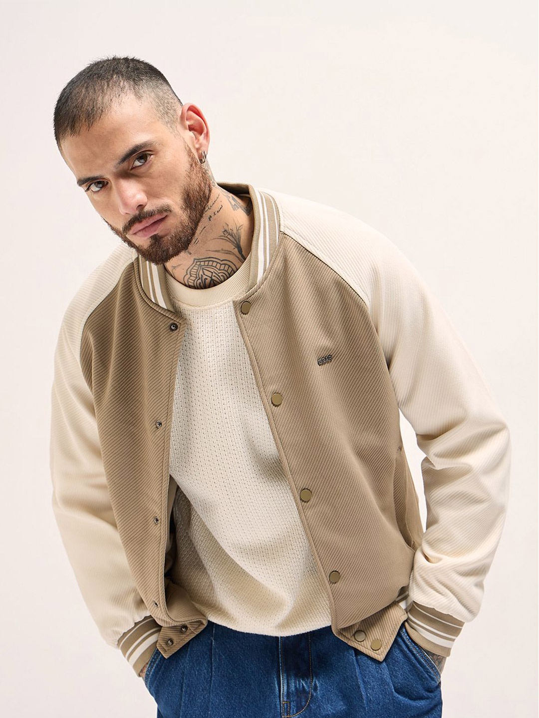 

THE BEAR HOUSE Men Stand Collar Colourblocked Casual Bomber Jacket, Beige